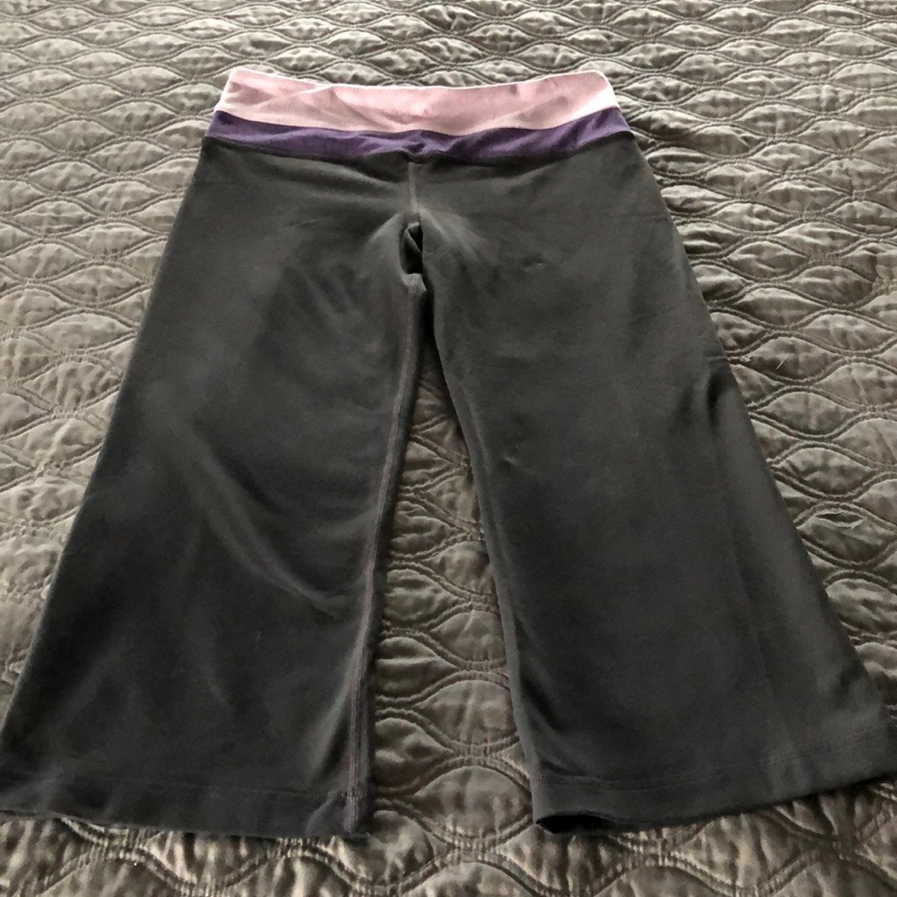 Lululemon Cropped Pants